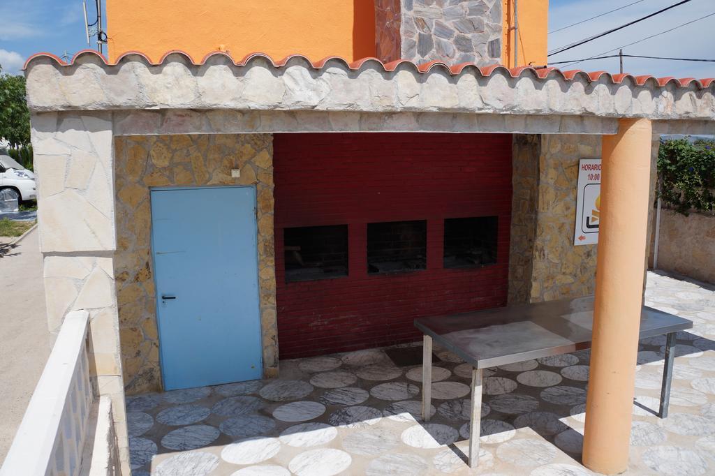 Camping Los Pinos Peñíscola エクステリア 写真